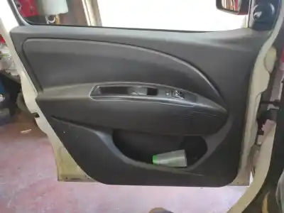 Peça sobressalente para automóvel em segunda mão forra / revestimento da porta dianteira esquerda por opel combo d 263a2000 referências oem iam 