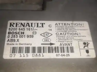 Recambio de automóvil de segunda mano de CENTRALITA AIRBAG para RENAULT CLIO III  referencias OEM IAM SLV8200645161  0285001959