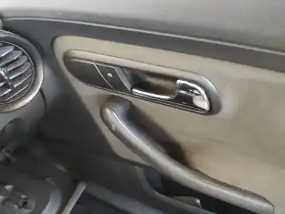 Автозапчастина б/у передній правий віконний вимикач для seat ibiza iii (6l1) 1.2 посилання на oem iam 6l0959856
