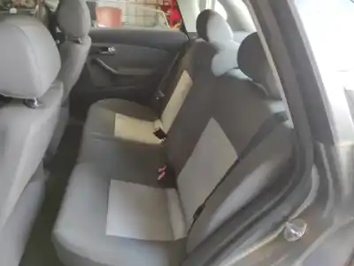 Автозапчастина б/у задні сидіння для seat ibiza iii (6l1) 1.2 посилання на oem iam 