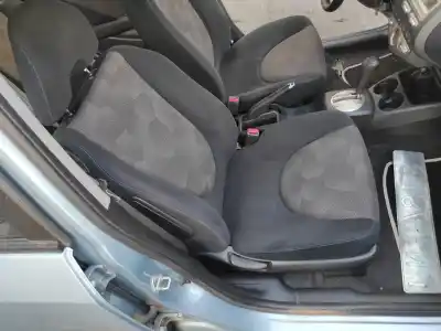 Автозапчасти б/у СИДЕНЬЕ ПРАВОЕ ПЕРЕДНЕЕ за HONDA JAZZ (GD1/5)  ссылки OEM IAM   