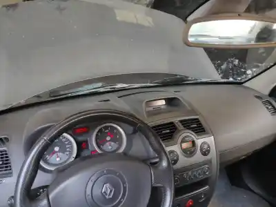 Tweedehands auto-onderdeel DASHBOARD voor RENAULT MEGANE II BERLINA 5P  OEM IAM-referenties   