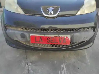 Pièce détachée automobile d'occasion LE PARE-CHOC AVANT pour PEUGEOT 107 (PM_, PN_)  Références OEM IAM   