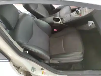 Автозапчастина б/у передне праве сиділо для toyota prius (_w3_) 1.8 plug-in hybrid (zvw30) посилання на oem iam 