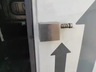 Автозапчасти б/у дверь задняя правая за opel combo d 263a2000 ссылки oem iam   