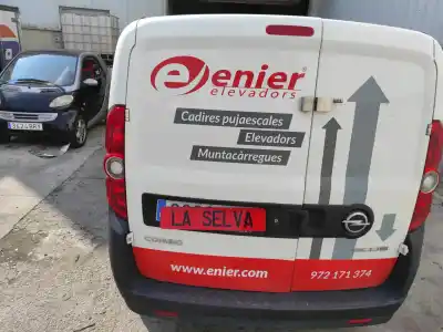 Автозапчасти б/у задняя левая дверь за opel combo d 263a2000 ссылки oem iam 