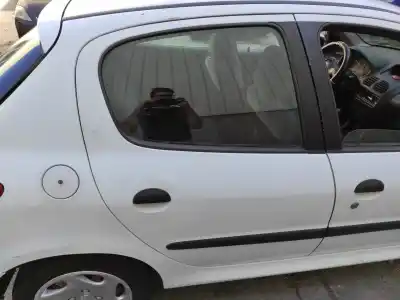 İkinci el araba yedek parçası ARKA SAG KAPI için PEUGEOT 206  OEM IAM referansları   