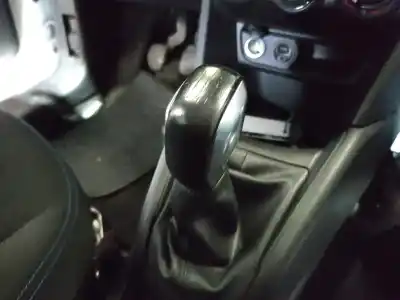Автозапчастина б/у РУЧКА ВАЖЕЛЯ ПЕРЕДАЧ для PEUGEOT 208  Посилання на OEM IAM   