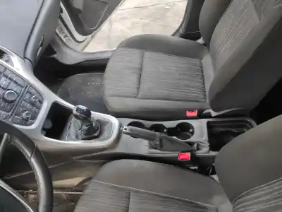 Tweedehands auto-onderdeel MIDDENCONSOLE voor OPEL ASTRA J BERLINA 5P  OEM IAM-referenties   