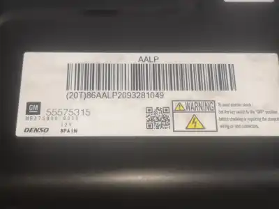 Pièce détachée automobile d'occasion CALCULATEUR MOTEUR ECU pour OPEL ASTRA J BERLINA 5P  Références OEM IAM 55575315  