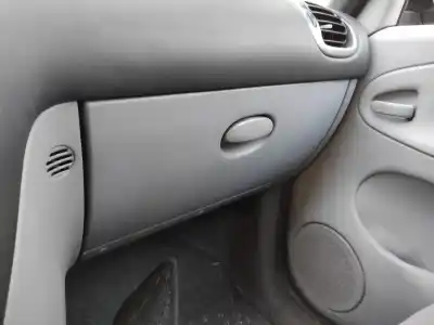 Tweedehands auto-onderdeel HANDSCHOENENKASTJE voor CITROEN XSARA PICASSO (N68)  OEM IAM-referenties   