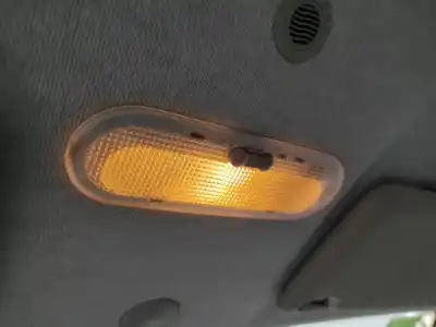 Автозапчастина б/у внутрішне світло для renault twingo ii (cn0_) 1.2 16v (cn04, cn0a, cn0b) посилання на oem iam 