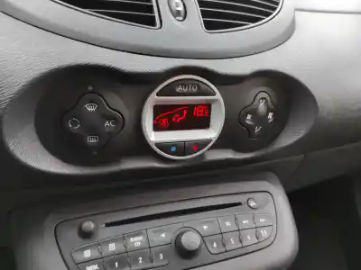 Gebrauchtes Autoersatzteil klimakontrolle zum renault twingo ii d4f772 oem-iam-referenzen 