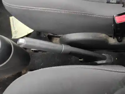 Автозапчастина б/у важіль ручного гальма для renault twingo ii (cn0_) 1.2 16v (cn04, cn0a, cn0b) посилання на oem iam 