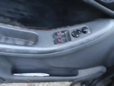 Peça sobressalente para automóvel em segunda mão botão / interruptor elevador vidro dianteiro esquerdo por audi a3 (8l1) 1.9 tdi referências oem iam 