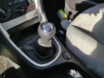 Pezzo di ricambio per auto di seconda mano POMELLO DELLA LEVA DEL CAMBIO per PEUGEOT 307 BERLINA (S2)  Riferimenti OEM IAM   