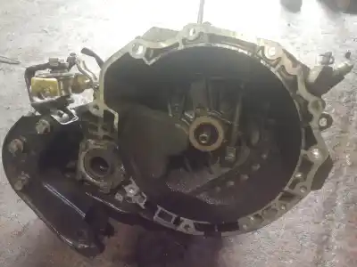 Tweedehands auto-onderdeel VERSNELLINGSBAK voor CHEVROLET AVEO BERLINA  OEM IAM-referenties 96344248  