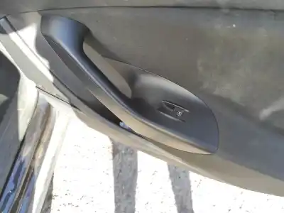 Tweedehands auto-onderdeel rechts achter ruiten bediening voor volkswagen passat b6 (3c2) 1.9 tdi oem iam-referenties 