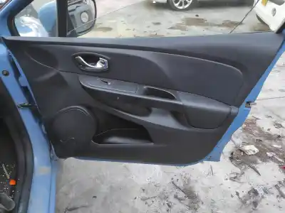 Peça sobressalente para automóvel em segunda mão forra / revestimento da porta dianteira direita por renault clio iv h4ba4 referências oem iam 