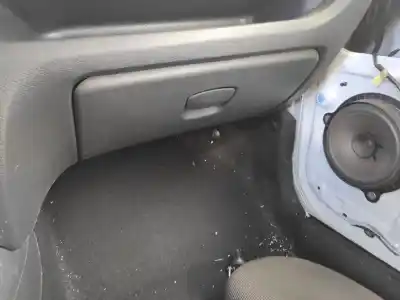 Автозапчастина б/у бардачок для dacia dokker h5h470 посилання на oem iam 