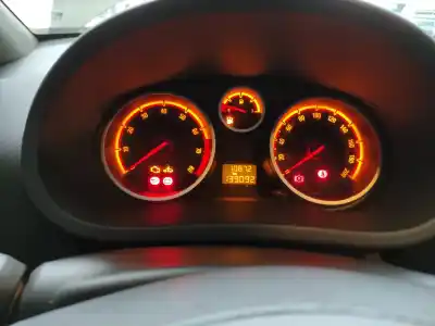Pezzo di ricambio per auto di seconda mano PANNELLO DEGLI STRUMENTI per OPEL CORSA D  Riferimenti OEM IAM   