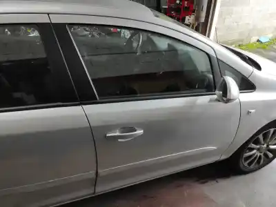 Автозапчастина б/у передні праві двері для opel corsa d z14xep посилання на oem iam 