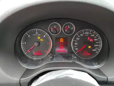 Автозапчастина б/у ПАНЕЛЬ ІНСТРУМЕНТІВ для AUDI A3 (8P1)  Посилання на OEM IAM 8P0920931EX  