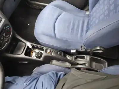 Gebrauchtes Autoersatzteil  zum PEUGEOT 206  OEM-IAM-Referenzen   