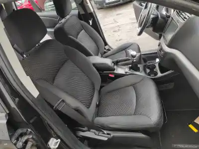 Автозапчастина б/у передне праве сиділо для FIAT FREEMONT (345) 939B5000 Посилання на OEM IAM   