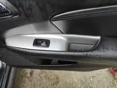 Pezzo di ricambio per auto di seconda mano comando alzacristalli posteriori destro per fiat freemont (345) 939b5000 riferimenti oem iam 
