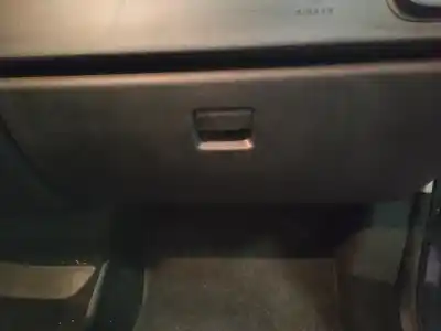 Автозапчастина б/у бардачок для citroen c4 picasso i monospace (ud_) 2.0 hdi 138 посилання на oem iam 
