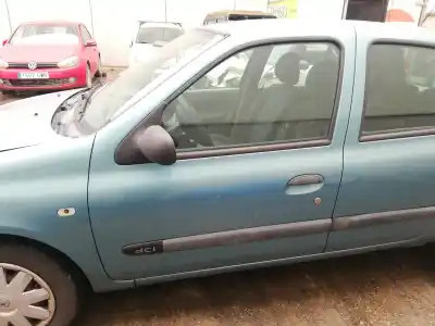 Pièce détachée automobile d'occasion Porte Avant Gauche pour RENAULT CLIO II FASE II (B/CB0) K9K702 Références OEM IAM   