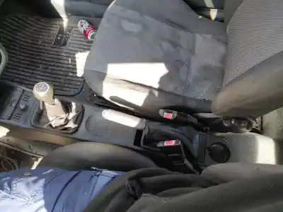 İkinci el araba yedek parçası ORTA KONSOL için OPEL CORSA C  OEM IAM referansları   
