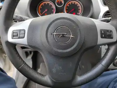 Автозапчастина б/у ПЕРЕДНЯ ЛІВА ПОДУШКА БЕЗОПАСНОСТИ для OPEL CORSA D  Посилання на OEM IAM 13235770  