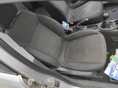 Pezzo di ricambio per auto di seconda mano sedile anteriore destro per opel corsa d a12xer riferimenti oem iam 