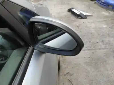 Pezzo di ricambio per auto di seconda mano retrovisore destro per opel corsa d a12xer riferimenti oem iam 13187618  