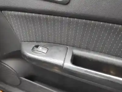 Автозапчастина б/у ПЕРЕДНІЙ ПРАВИЙ ВІКОННИЙ Вимикач для HYUNDAI GETZ (TB)  Посилання на OEM IAM   