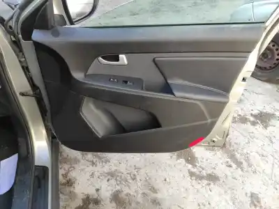 Автозапчасти б/у обивка передней правой двери за kia sportage iii (sl) 1.7 crdi ссылки oem iam 