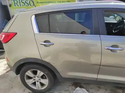 Автозапчасти б/у дверь задняя правая за kia sportage iii (sl) 1.7 crdi ссылки oem iam 