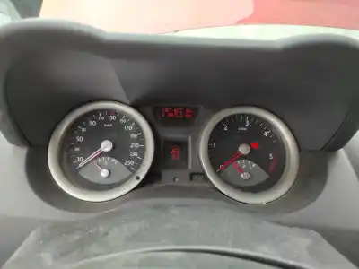Автозапчасти б/у ПРИБОРНАЯ ДОСКА за RENAULT MEGANE II BERLINA 5P  ссылки OEM IAM 8200720313  