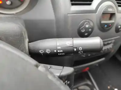 Pezzo di ricambio per auto di seconda mano COMANDO MULTIFUNZIONE per RENAULT MEGANE II BERLINA 5P  Riferimenti OEM IAM 8200216444  