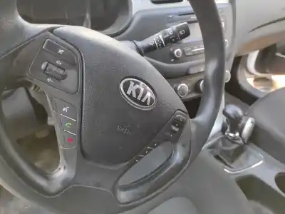 Автозапчасти б/у передняя левая подушка безопасности за kia ceed (jd) g4fa ссылки oem iam 56900a2100