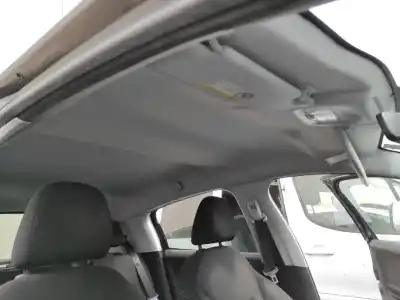 Pièce détachée automobile d'occasion TAPIS DE SOL / INTÉRIEUR pour PEUGEOT 208  Références OEM IAM   