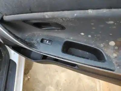 Автозапчасти б/у выключатель переднего правого окна за kia ceed (jd) g4fa ссылки oem iam 