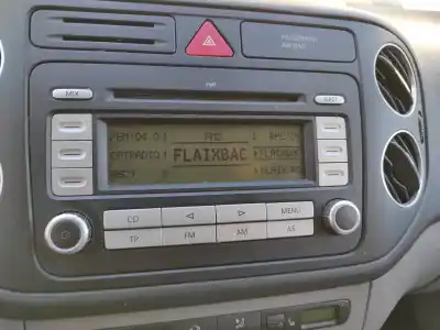İkinci el araba yedek parçası SES SISTEMI / RADYO CD için VOLKSWAGEN GOLF PLUS V (5M1, 521)  OEM IAM referansları   