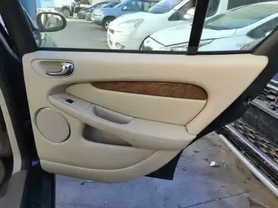 Second-hand car spare part right rear door trim for jaguar x-type i (x400) 3.0 v6 a las 4 ruedas oem iam references 