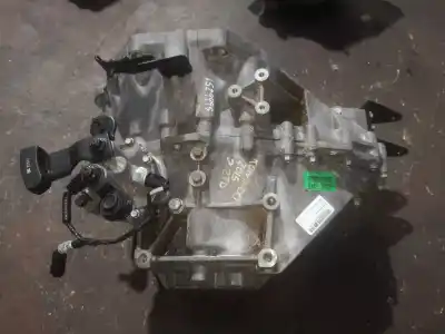 Автозапчастина б/у коробка передач для ssangyong korando d22dtf посилання на oem iam 3102034045  