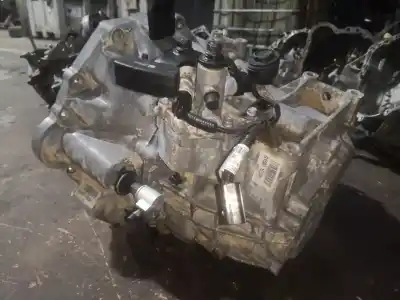 Автозапчастина б/у коробка передач для ssangyong korando d22dtf посилання на oem iam 3102034045  