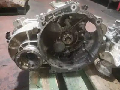 Second-hand car spare part gearbox for volkswagen golf iv berlina (1j1) ajm oem iam references drw  