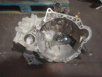 Автозапчасти б/у КОРОБКА ПЕРЕДАЧ за KIA CEED (JD)  ссылки OEM IAM 4300026673  